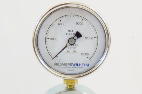 Fully Threaded Radio | Skidmore-Wilhelm