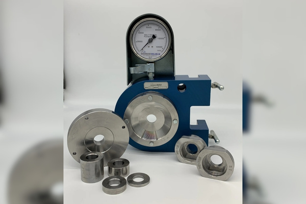 Fully Threaded Radio | New Fastener Year